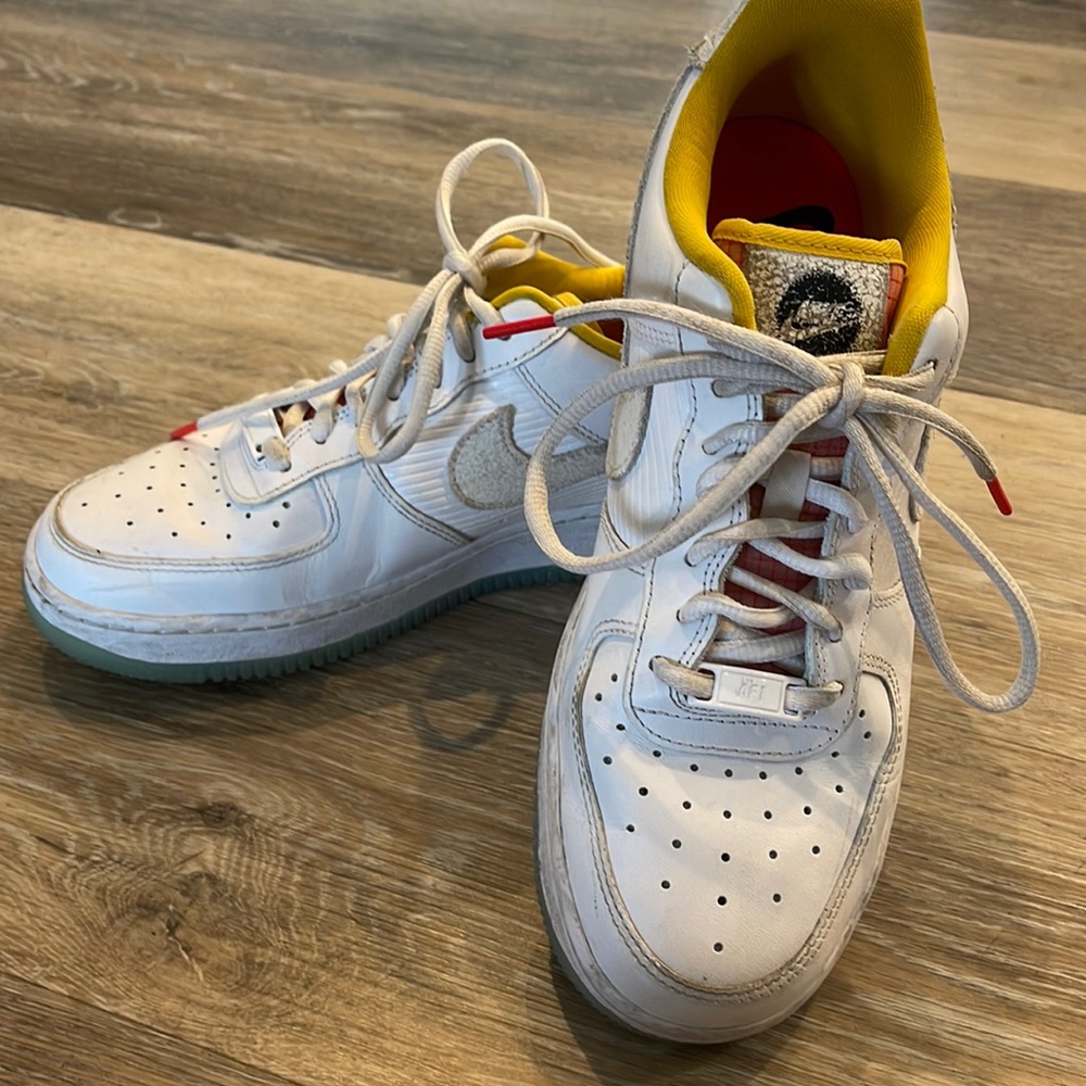 Nike
